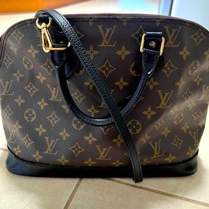 🖤 Louis Vuitton Alma PM vintage crossbody bag